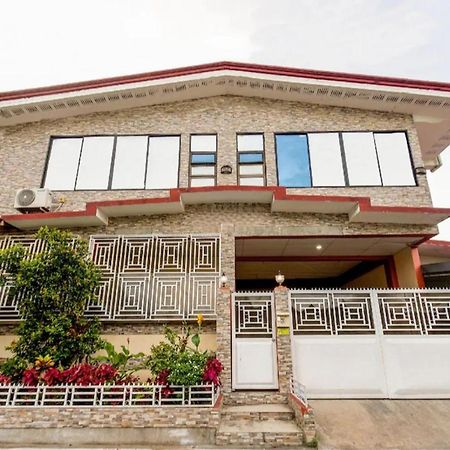 فندق La Belladoza Near Airport Paranaque City المظهر الخارجي الصورة