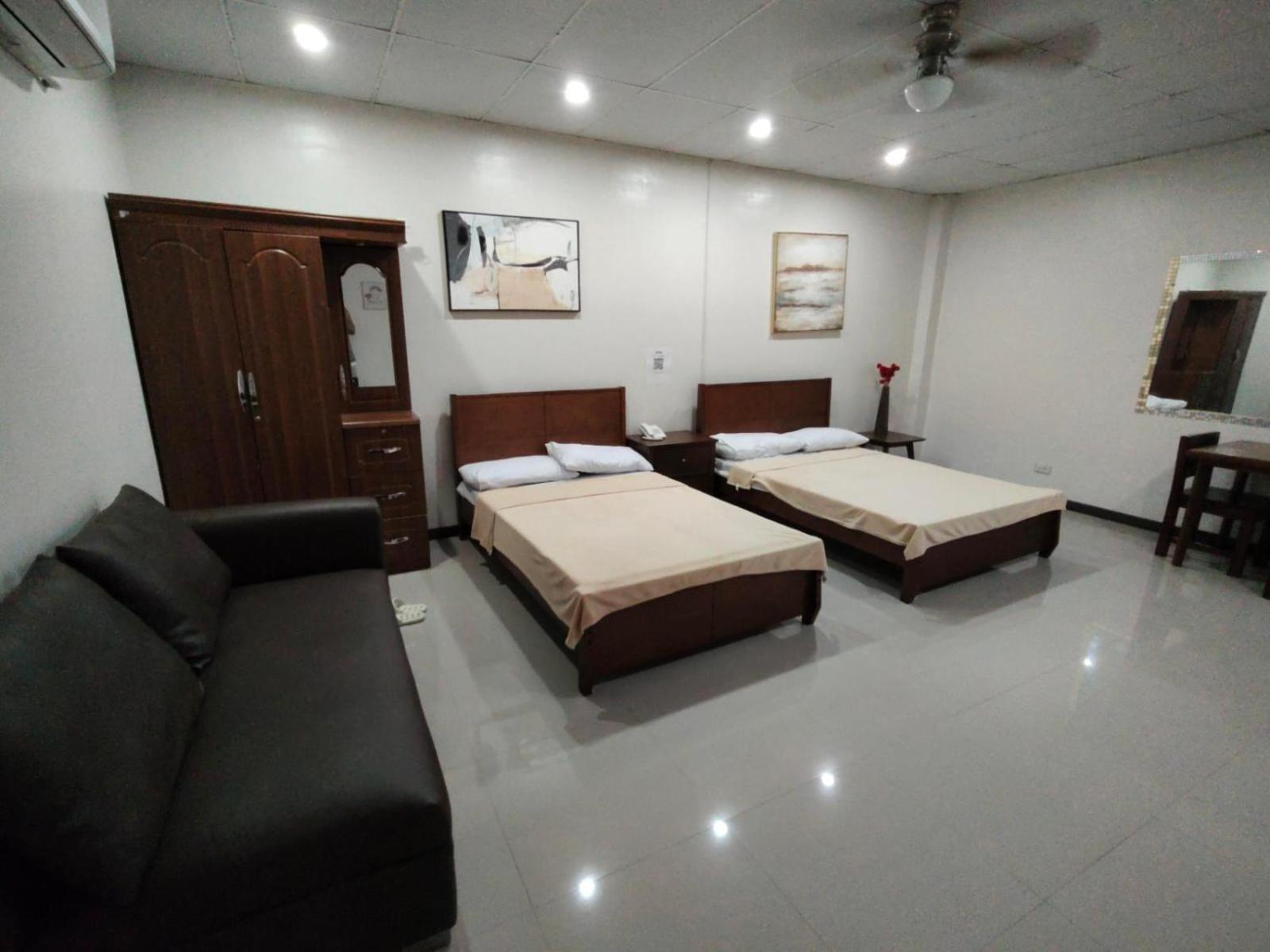 فندق La Belladoza Near Airport Paranaque City المظهر الخارجي الصورة